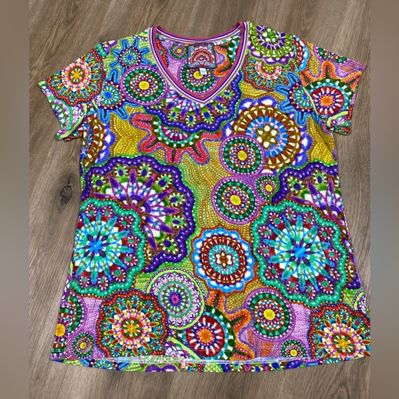 Johnny Was Janie Favorite Short Sleeve V-Neck Tee colorful mosaic print Large - Picture 11 of 13